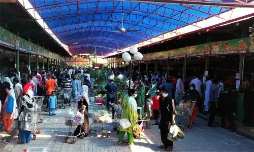 Lahore intensifies price checks, seven arrested Lahore intensifies price checks, seven arrested