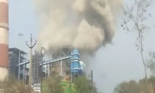 Boiler blast at Indian power plant kills 9 Boiler blast at Indian power plant kills 9