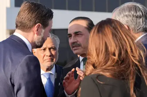 امریکہ ایران مذاکرات استحکام کے لیے ناگزیر، پاکستان نے اثرات دیگر علاقوں تک پھیلنے کے خطرات سے خبردار کر دیا