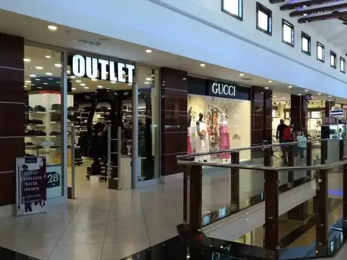 Gucci-owner Kering aims to launch luxury Google glasses next year, CEO says