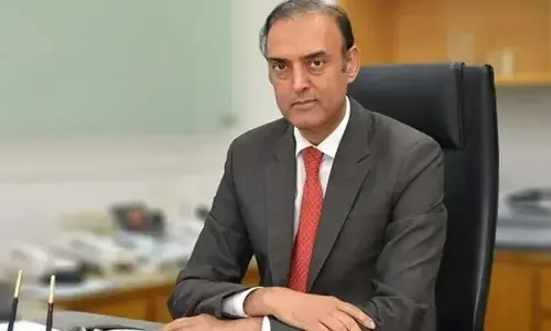 پاکستان کے اہم میکرو اکنامک اشاریے توقع سے زیادہ تیزی سے بہتر ہوئے ہیں، گورنراسٹیٹ بینک