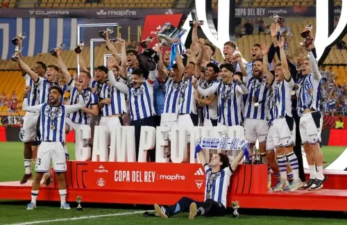 Real Sociedad beat Atletico Madrid 4-3 on penalties to win Copa del Rey