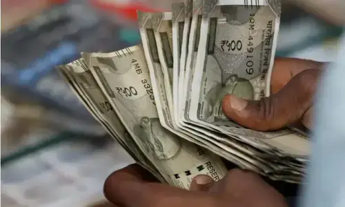 Oil rebound drags India bonds lower, focus shifts to US-Iran ceasefire outlook Oil rebound drags India bonds lower, focus shifts to US-Iran ceasefire outlook