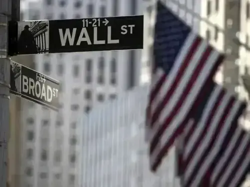Wall Street&rsquo;s rally fades as ME angst overshadows earnings optimism