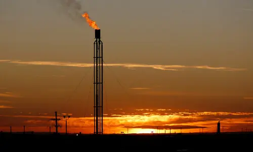 US natural gas futures down