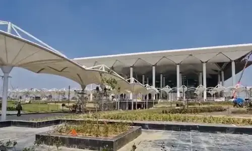 Six passengers injured evacuating from Swiss Air flight in India, Economic Times says Six passengers injured evacuating from Swiss Air flight in India, Economic Times says