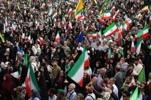 امریکہ ایران جنگ کی اہم ڈیڈ لائن قریب، تنازع بدستور جاری