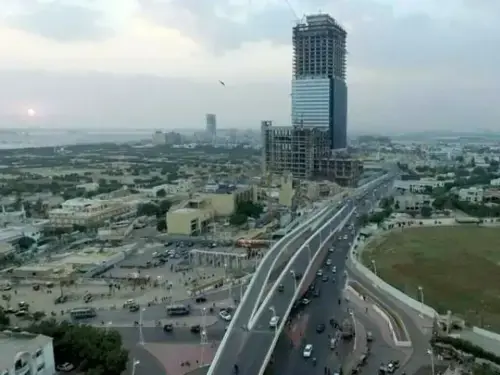 شارع فیصل پر گاڑیوں کی رفتار کی نئی حدیں نافذ