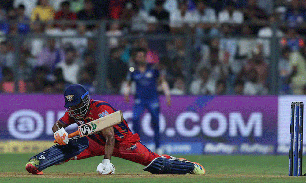 Pant not feeling the price tag pressure in IPL, says coach Langer