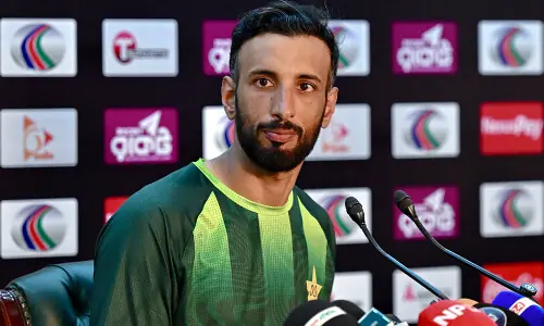 Pakistan, Bangladesh renew rivalry in first Test