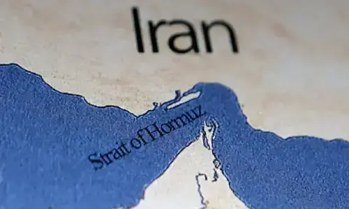 دوسرا قطری ایل این جی ٹینکر ہرمز کے راستے پاکستان کی طرف رواں دواں، شپنگ ڈیٹا
