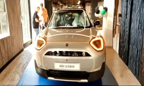 MINI arrives in Pakistan with its new all-electric model family
