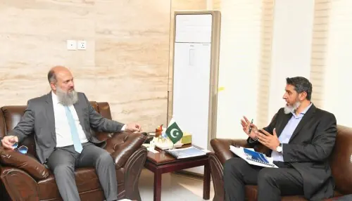Representatives of leather industry share concerns with Jam Kamal