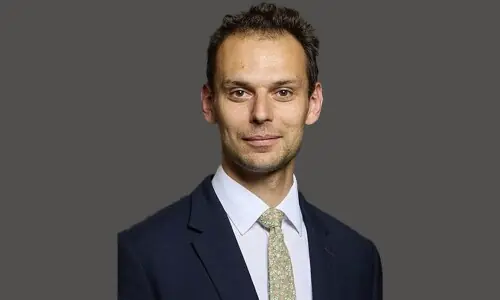 UK lawmaker resigns seat, clearing path for leadership challenger Burnham