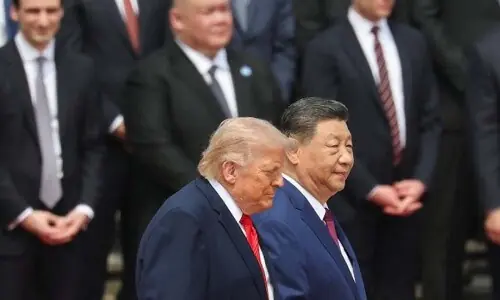 Trump says Xi agrees Iran must open strait