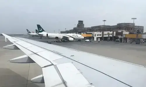 پنجاب میں دفعہ 144 نافذ، ایئرپورٹس اور فضائی اڈوں کے قریب آلائشیں پھینکنے اور کبوتر اڑانے پر پابندی