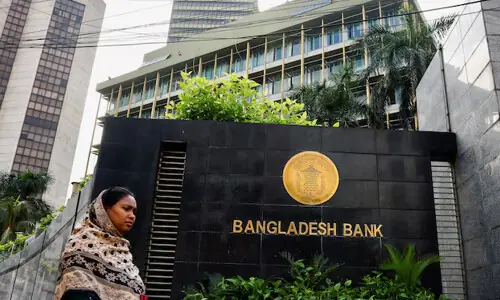 Bangladesh central bank unveils $4.9 billion in stimulus as growth slows