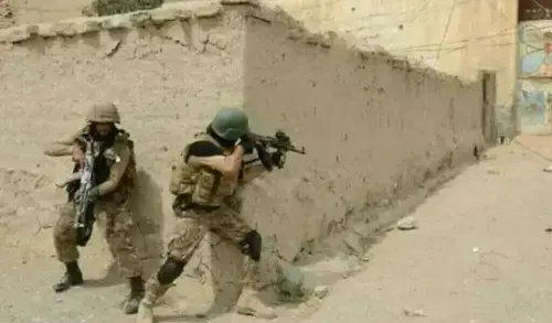 Eight militants killed, one cop martyred in Bannu IBO