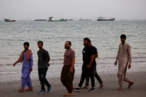 Vessels carrying Middle East oil, LNG exit Hormuz, head for Pakistan, China