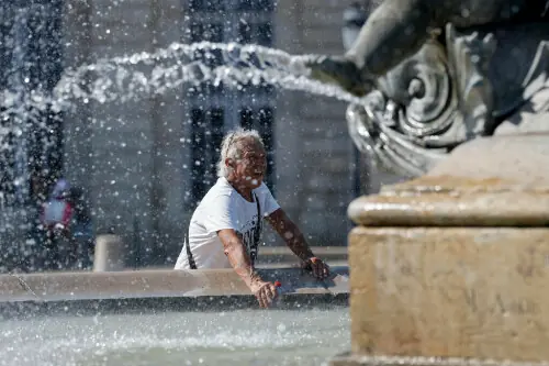 Record temps as spring heat wave bakes Europe Record temps as spring heat wave bakes Europe