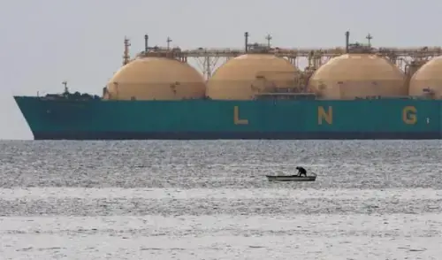 Russia sends first LNG tanker this year eastward along the Arctic, data shows