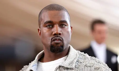 Kanye West cleared to play in Netherlands