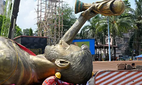 India takes down giant Messi statue over safety concerns