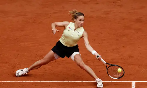 Qualifier Chwalinska reaches French Open semi-finals