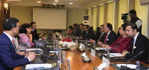 Pakistan, World Bank discuss new health, skills development initiatives