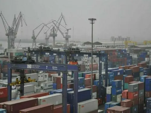 Hormuz situation: Ministry joins FBR, Customs for mulling strategic measures