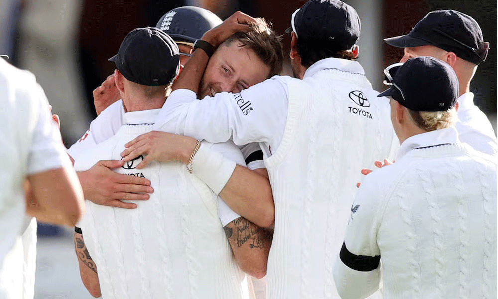 Robinson leads England fightback after New Zealand's Jamieson humbles hosts