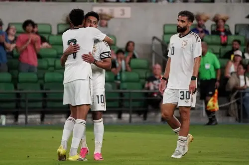Saudi Arabia beat Puerto Rico 3-0 after weather delay in first win under Donis