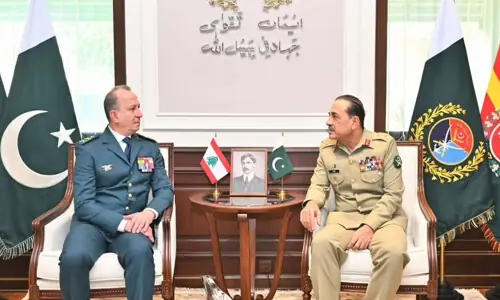 CDF, Lebanon army chief discuss regional situation
