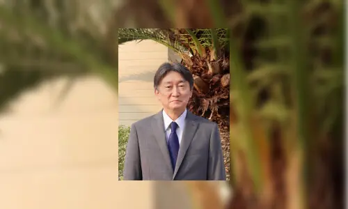 Japanese CG attends book handover ceremony