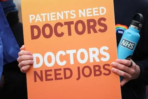Doctors in England call off strikes after last-minute offer in long-running dispute Doctors in England call off strikes after last-minute offer in long-running dispute
