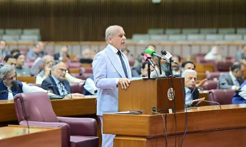 Pakistan to host signing ceremony in Geneva, PM tells NA