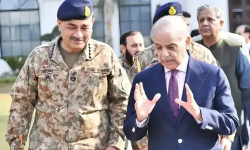 &lsquo;Civil & military leadership helped prevent wider conflict&rsquo;