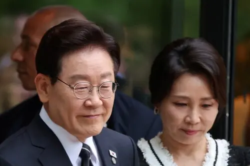 South Korea's Lee leaves G7 with Trump's pen after talks about peace on the peninsula