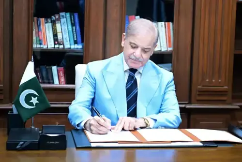 وزیراعظم نے سوئٹزرلینڈ کا دورہ ملتوی کردیا، سرکاری ٹی وی