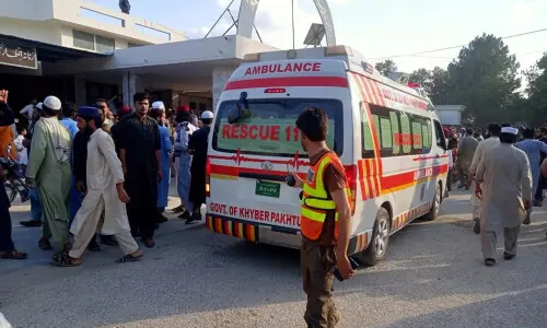 Seven killed, three badly injured in Bannu twin blasts