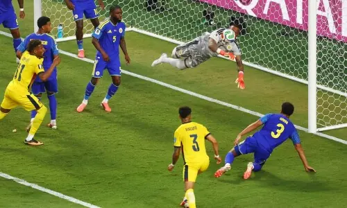 Fifteen saves, one point: Room leads Curacao to World Cup history Fifteen saves, one point: Room leads Curacao to World Cup history