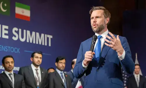 جے ڈی وینس کا سوئٹزرلینڈ میں امریکہ ایران مذاکرات کے آغاز کا خیرمقدم، تاریخی لمحہ قرار دے دیا