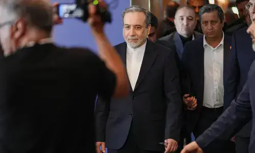 ایران، امریکہ معاہدے پر عملدرآمد کیلئے سوئٹزرلینڈ میں تکنیکی مذاکرات کا آغاز