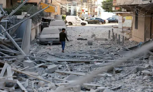 Lebanon ceasefire largely holds but fears persist it may collapse