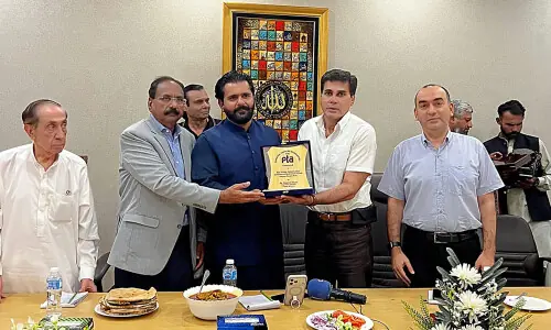 PTA discusses economic vision, industrial growth with Gabol