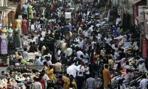 تیزی سے بڑھتی آبادی، خطرے کی گھنٹی