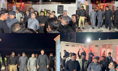 DC, DIG review Muharram arrangements in Sehwan