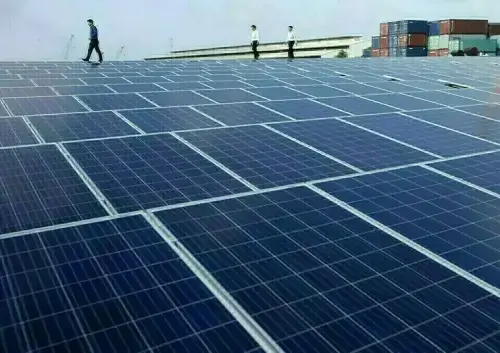 The solar paradox