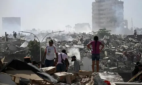Death toll from Venezuela quakes rises to 1,450