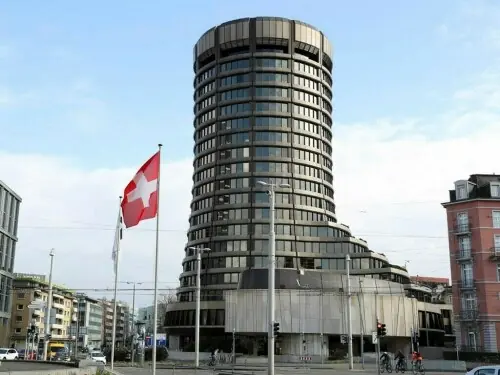 BIS says debt, AI boom and fragilities raise global risks